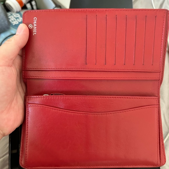 Authentic chanel wallet - Picture 6 of 7